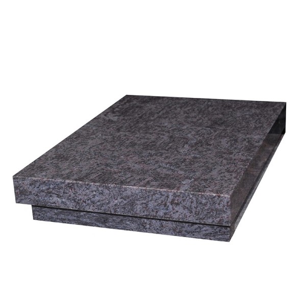 Monument en granit - Horizon - Sansone Origine